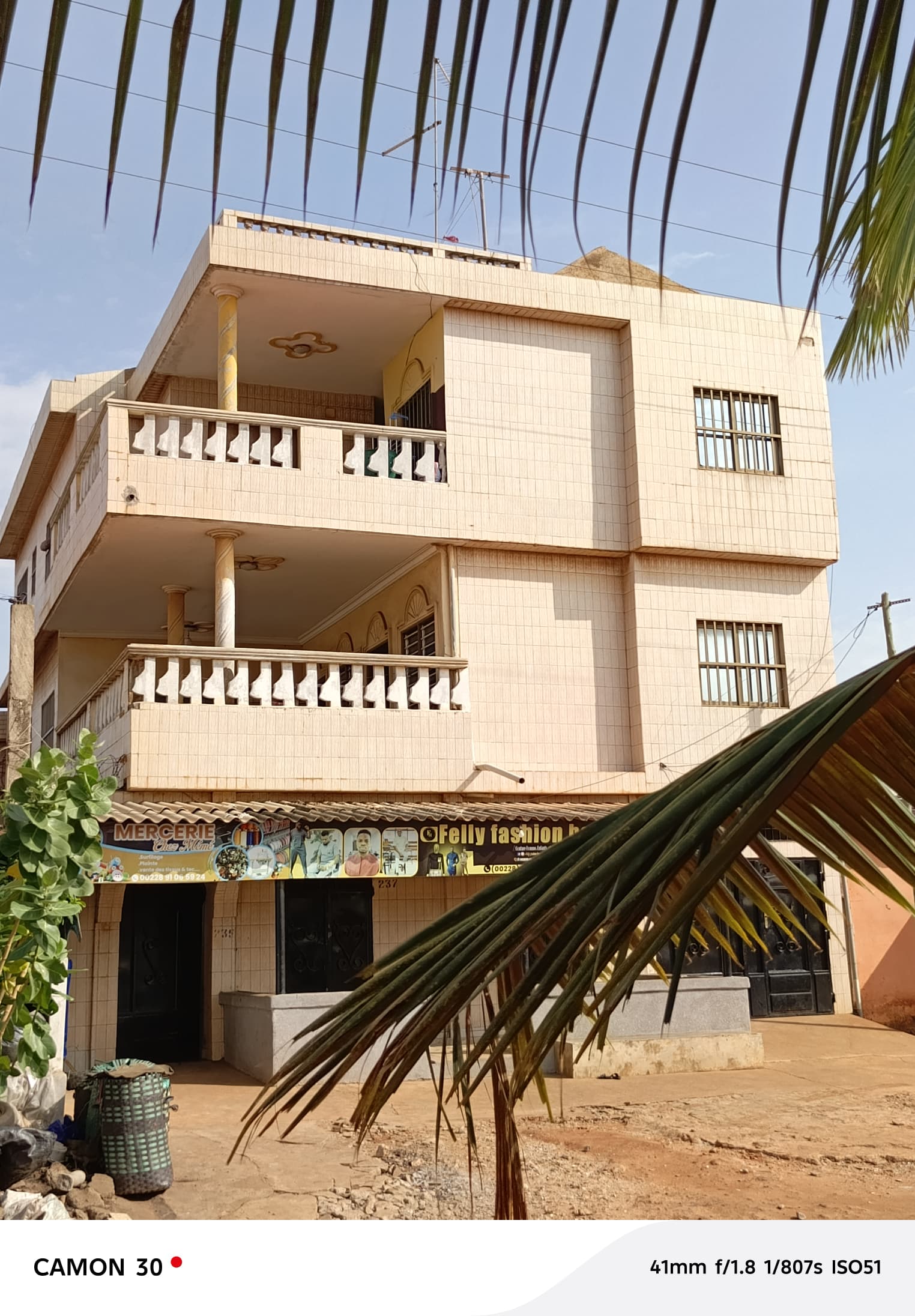 MAISON A VENDRE A LOME / ATTIEGOUVI